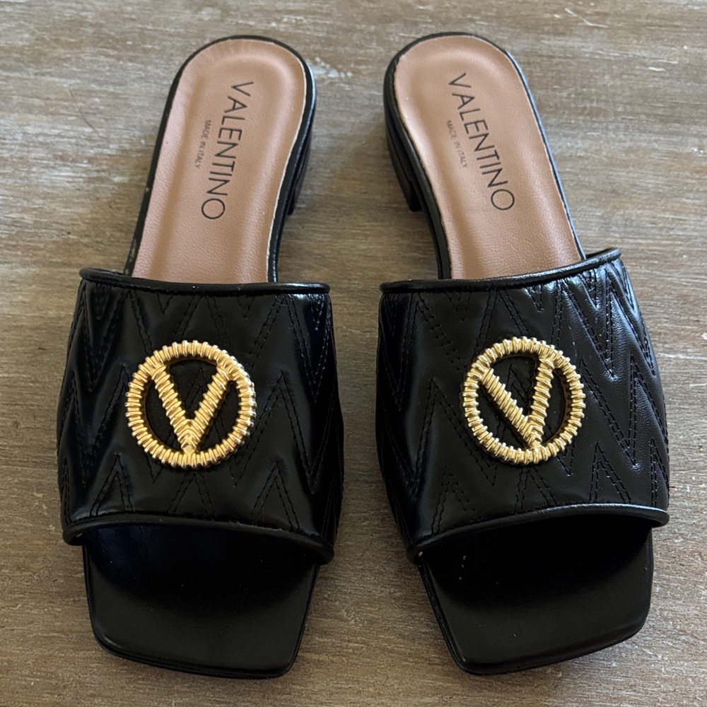Valentino by Mario Valentino Afrodite Mules in Size 7